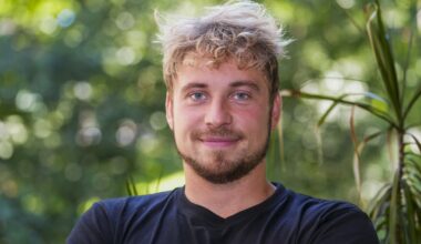 Isak Dreyer feirer jul alene på hytta med jakt og ribbe