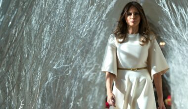 Melania Trumps julepynt i Det hvite hus gjennom årenes løp