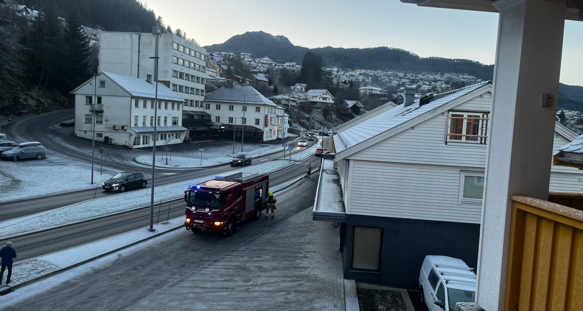 Førde, Brann | Rykte ut til brann i bygg i Førde