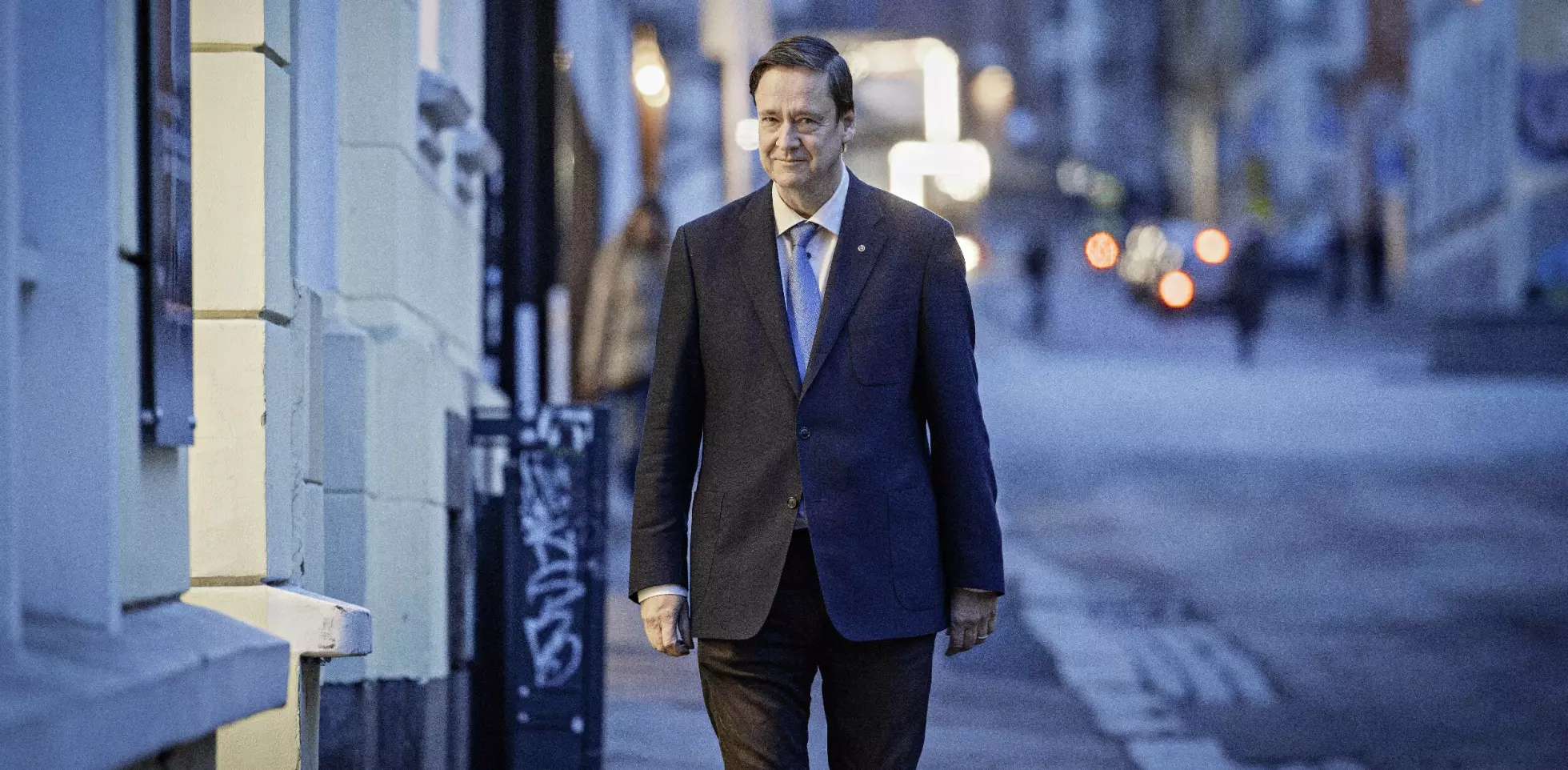 PÅ FARTA: Etter tre tiår i rettssalene har Elden sett det meste, men sier han fortsatt drives av nysgjerrighet på menneskene bak sakene.
Foto: Jørn H. Moen / Dagbladet