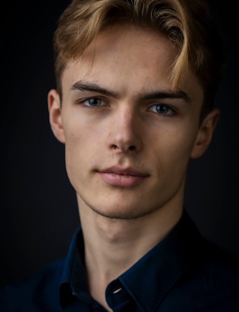 Norske Hauk (19) skal spille mot Adele