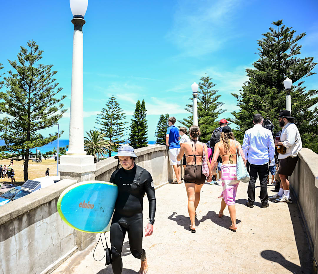 Bondi beach gjenåpnet etter terrorangrepet