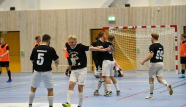 Tøffe duellar, lekkert spel og hoppande jubel – sjå bildeserie frå finaledagen - Kvinnheringen