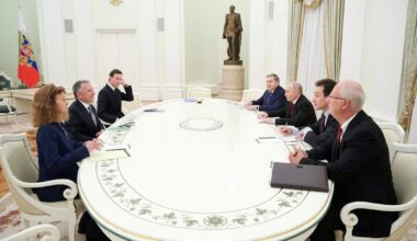 Trump sier Putin vil ha slutt på krigen