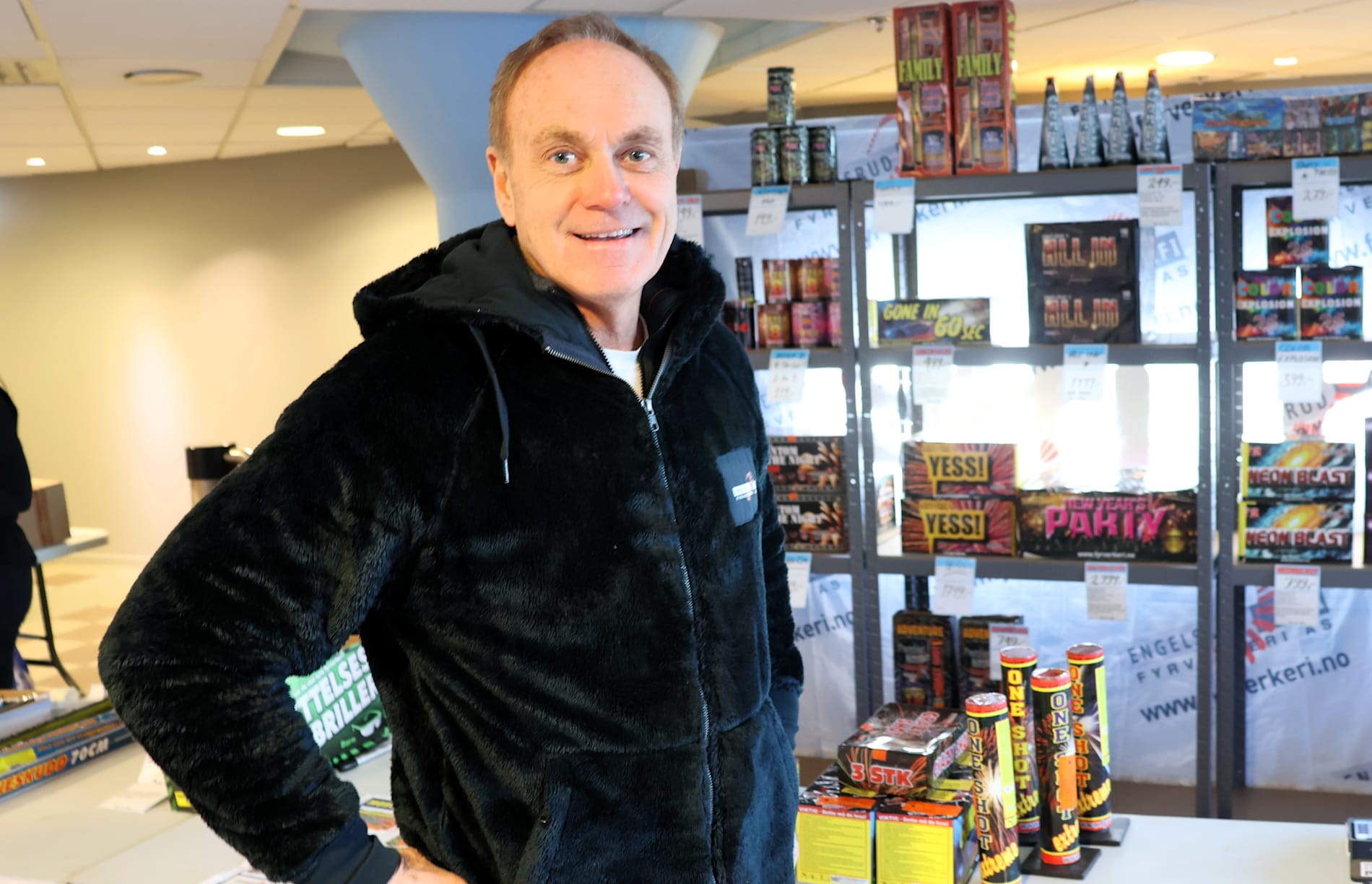 – Kundene har blitt eldre og vi ser stort sett folk mellom 30 og 50 år, men ellers er det ganske likt som før, sier Monior.