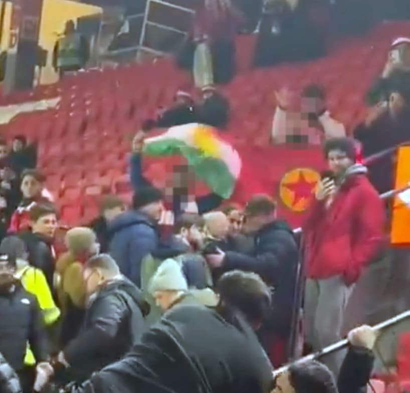 Kurder i Bergen forsvarer flagging. – Handler om demokrati og ytringsfrihet. - Bergens Tidende