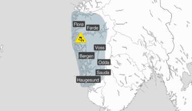 Trafikk, Farevarsel | Advarer om glatte veier: – Fare for hålkeføre