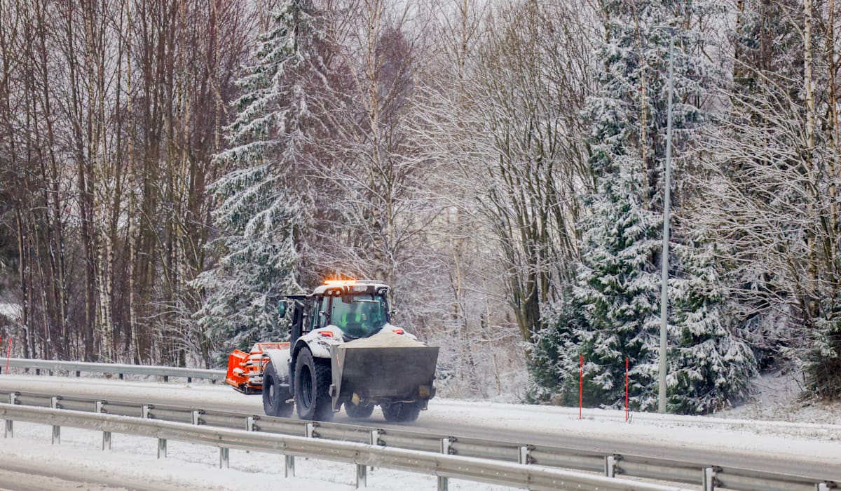 Varsler kraftig snøfokk i det mange starter juleutflukten: – Kjør mykt