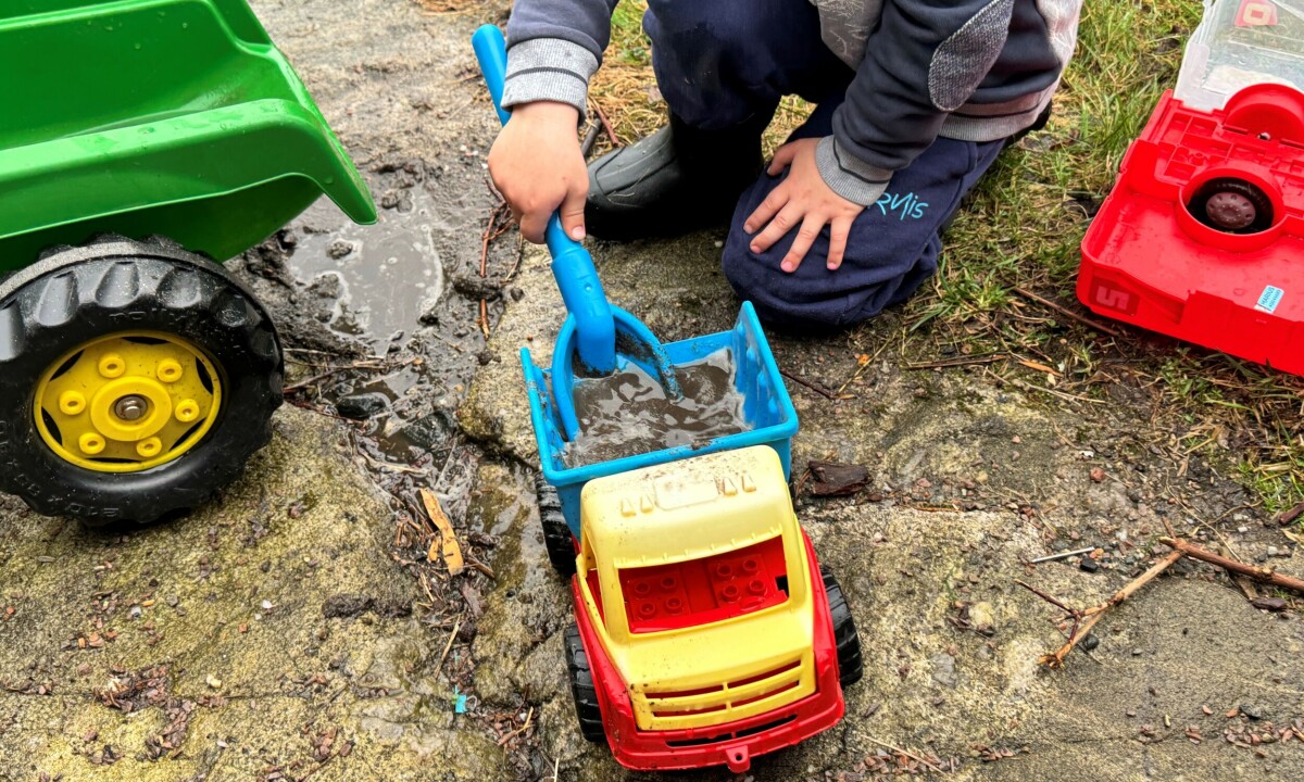 Foreslår færre ansatte og kutt i åpningstidene i barnehagene