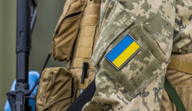 Norske medisinske konteinere skal redde liv ved frontlinjen i Ukraina