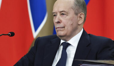 Russisk eksdiplomat dømt for spionasje