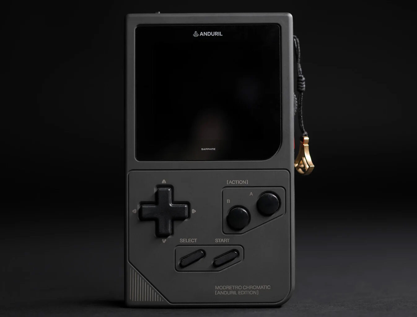 ModRetro har lansert en ny versjon av sin Game Boy-klone, som er knyttet til en amerikansk våpenprodusent. -