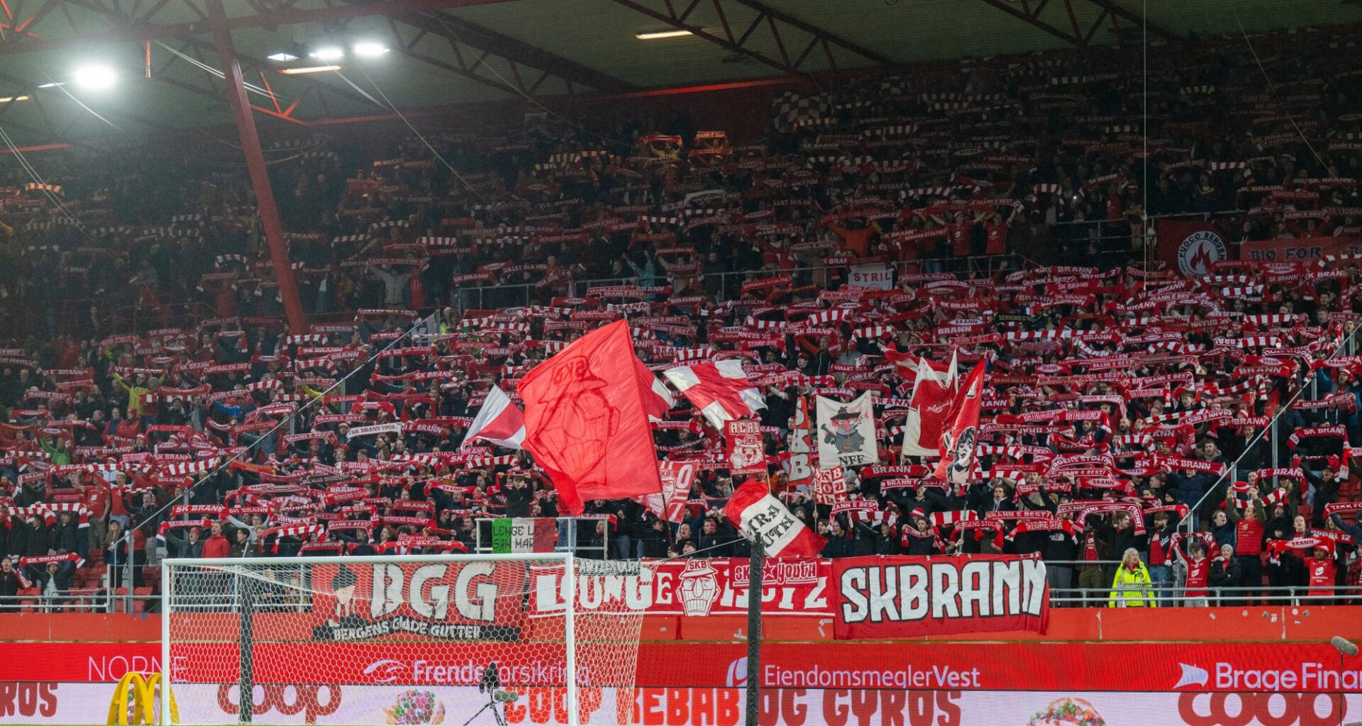 Sport, SK Brann | Her vant Brann overlegent