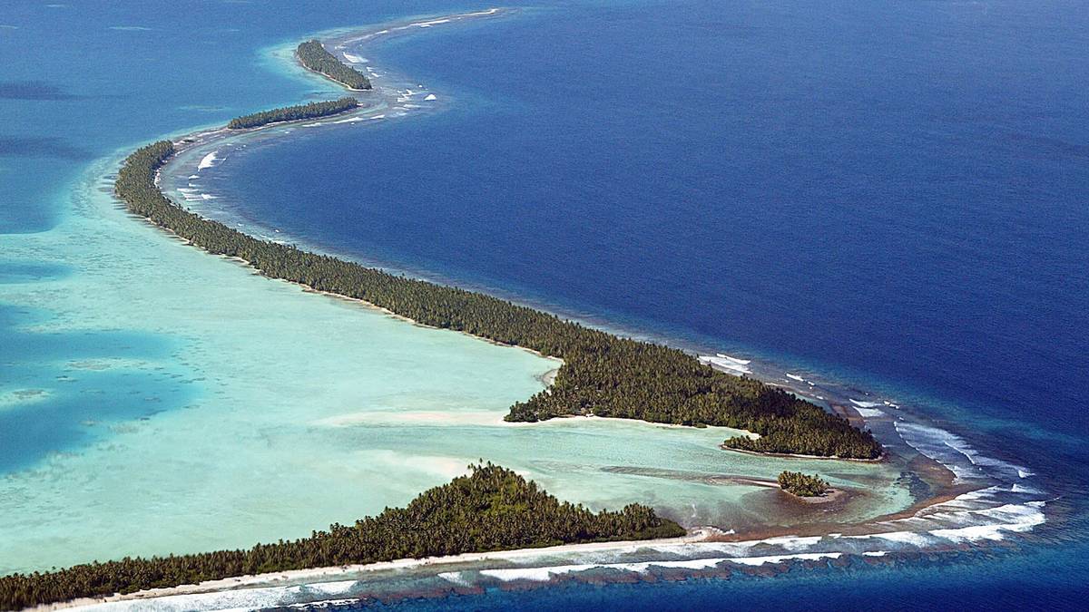 Verdens første offisielle klima­flyktninger har landet – NRK – Klima