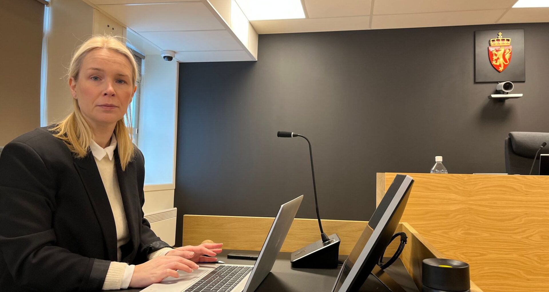 Nyheter, Telemark | Tidligere skoleansatt tiltalt: Skal ha spurt elev om de kunne være hemmelige kjærester - Telemarksavisa