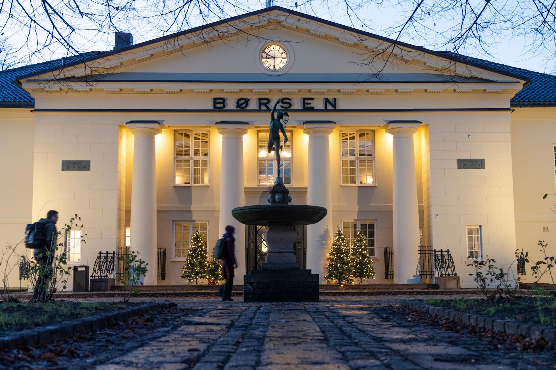 Julen nærmer seg, selv om det er dårlig med snø for Oslo Børs.