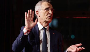 Professor angriper Stoltenbergs skattelotteri