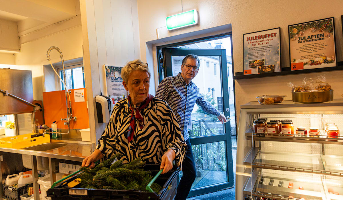 (+) – Den viktigste grunnen til at folk kommer hit, er ensomhet og utenfor­skap - fvn.no