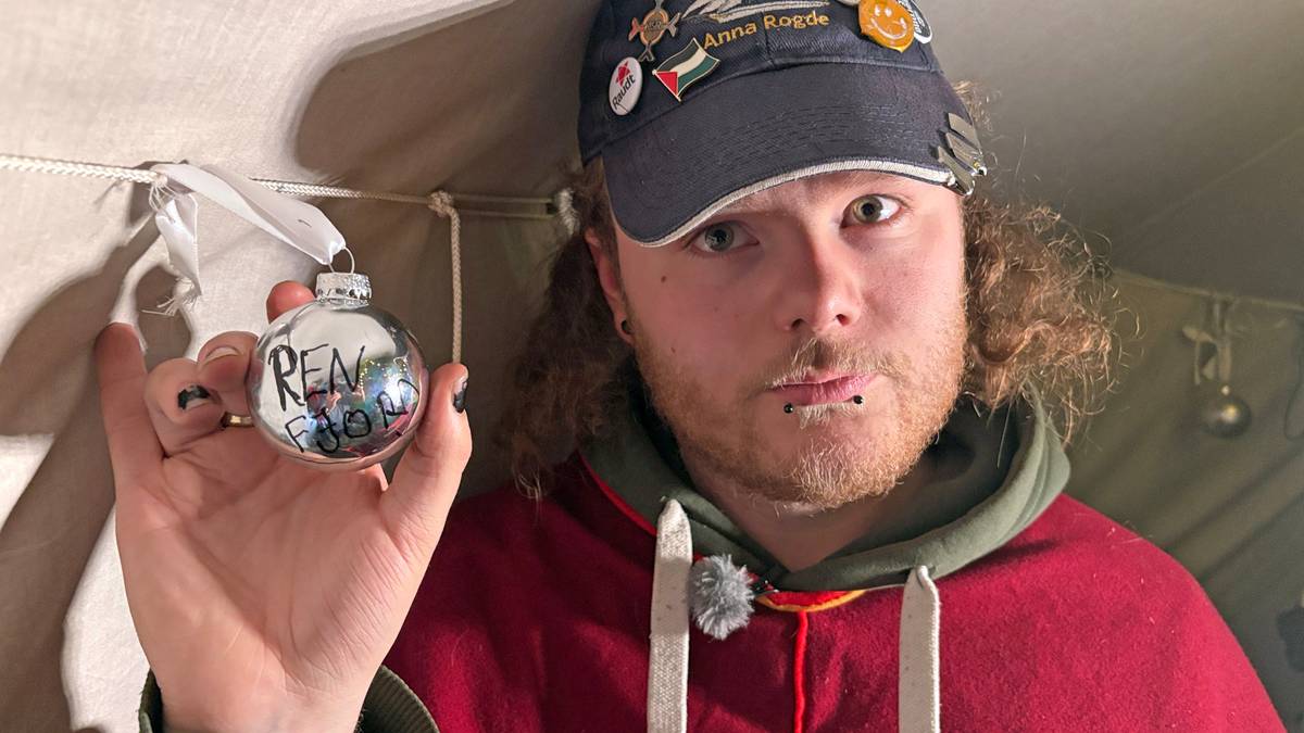 Thomas-André Terjesønn (22) fra Harstad skal feire jul i teltleiren i Repparfjord