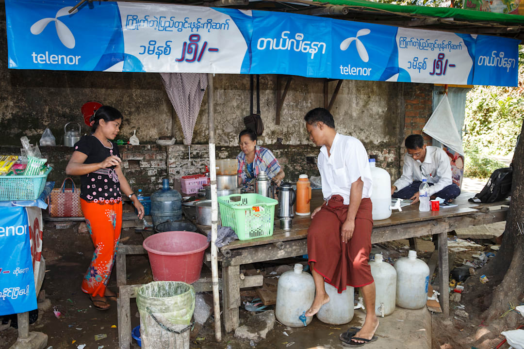 Telenors Myanmar-exit skal granskes av Kontrollkomiteen