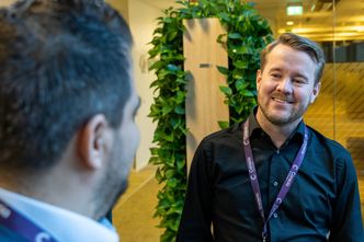 Torsten Granli har en rekke eksempler på kundeverdien av DEX.  Foto:  TUM Studio