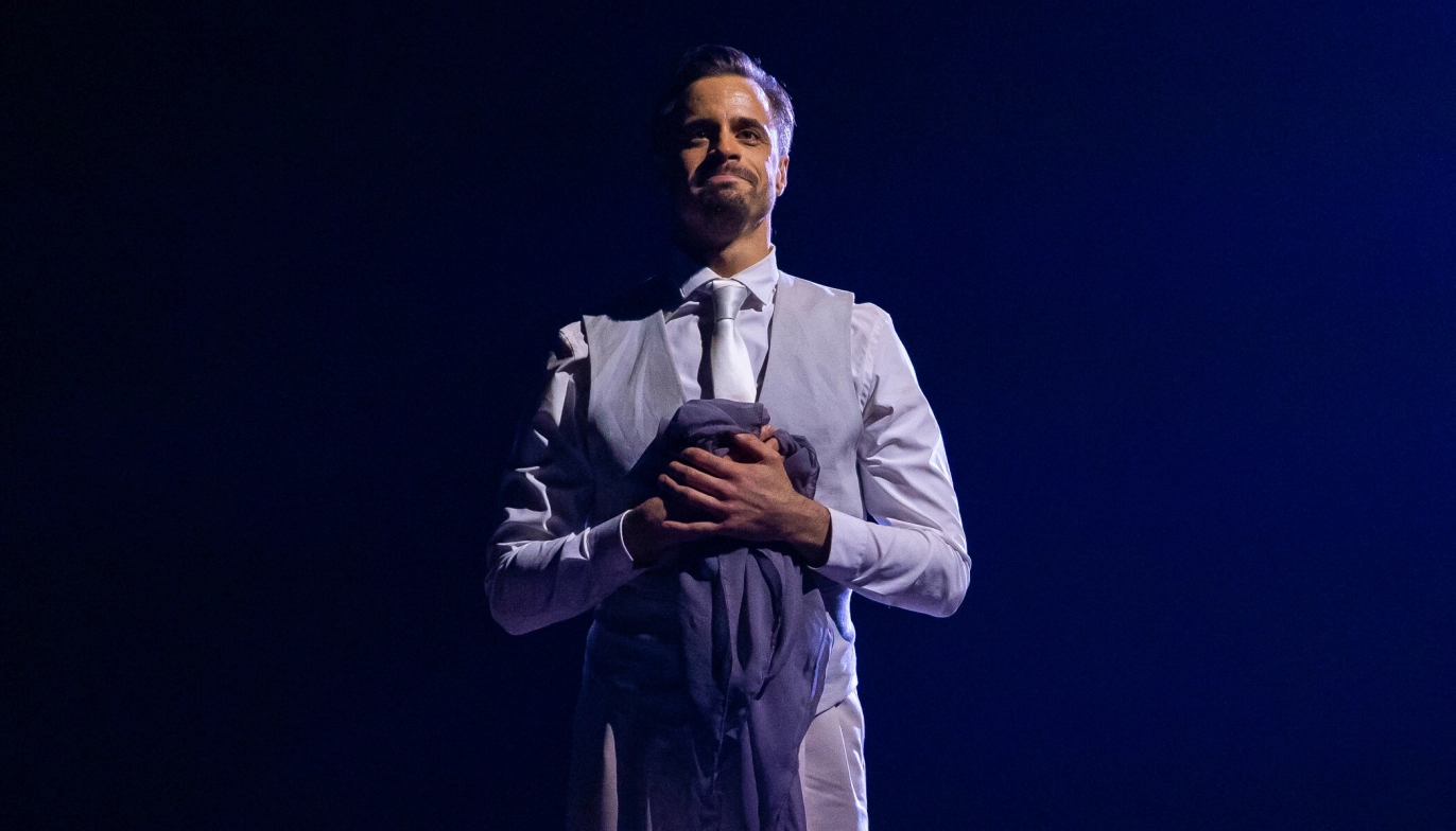 BERØRTE: Ikke et øye var tørt da Viggo hedret sin døde bestevenn med en dans. Foto: Thomas Andersen / TV 2