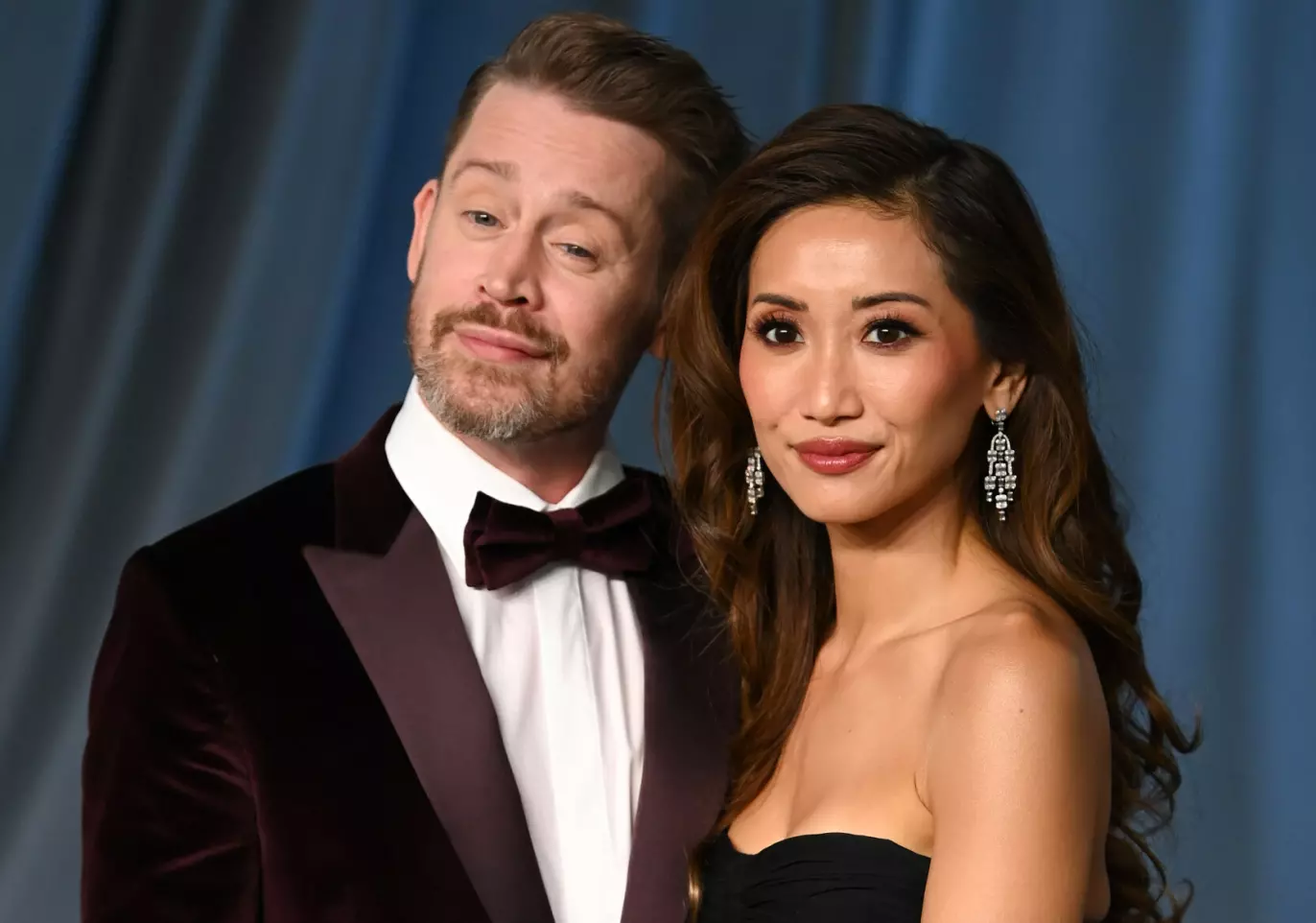LYKKELIG PAPPA: I 2019 møtte Culkin den tidligere Disney-stjerna Brenda Song, og i dag har de to barn sammen. Her er paret under en galla i Los Angeles i oktober. Foto: Matt Baron/BEI/Shutterstock