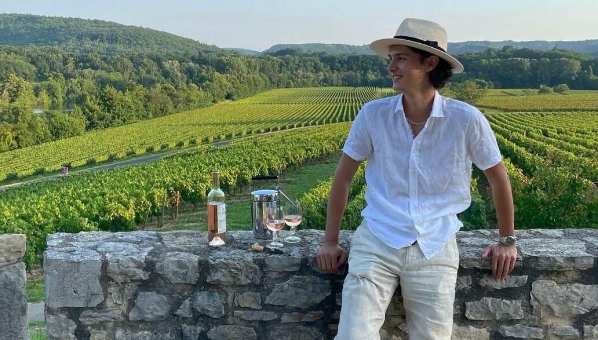 Grev Nikolai debuterer som skuespiller