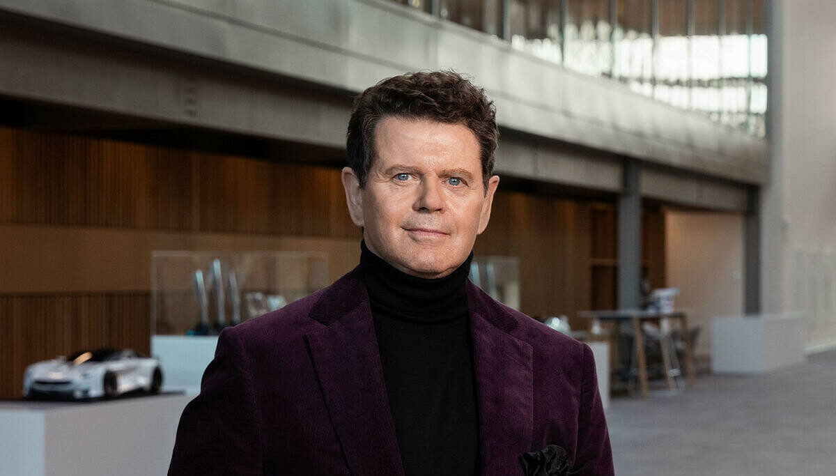 Gerry McGovern ut av Jaguar Land Rover