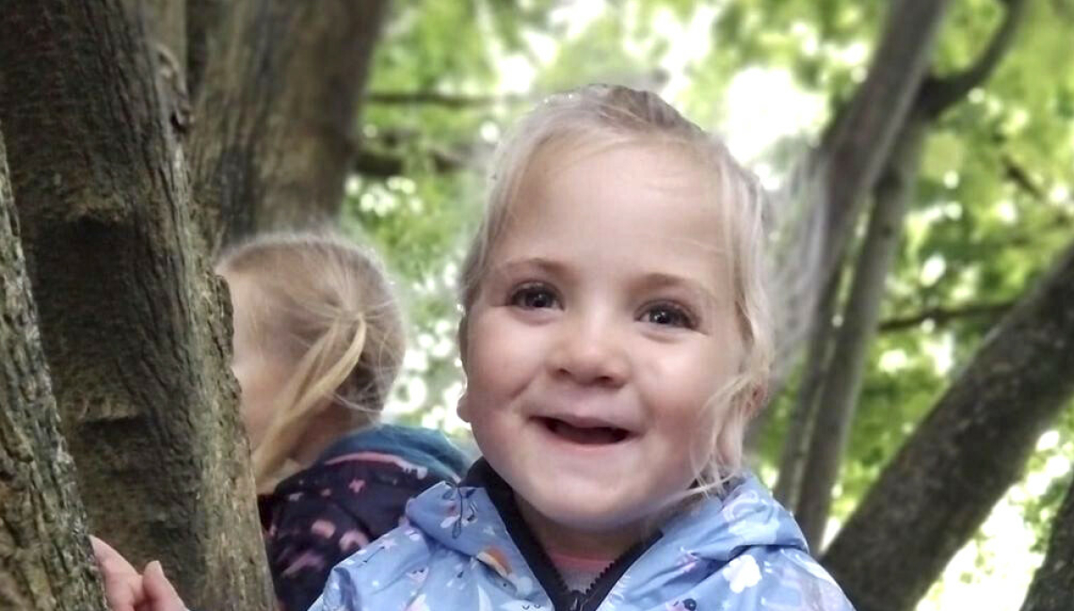 Overlevde to hjertestans som baby