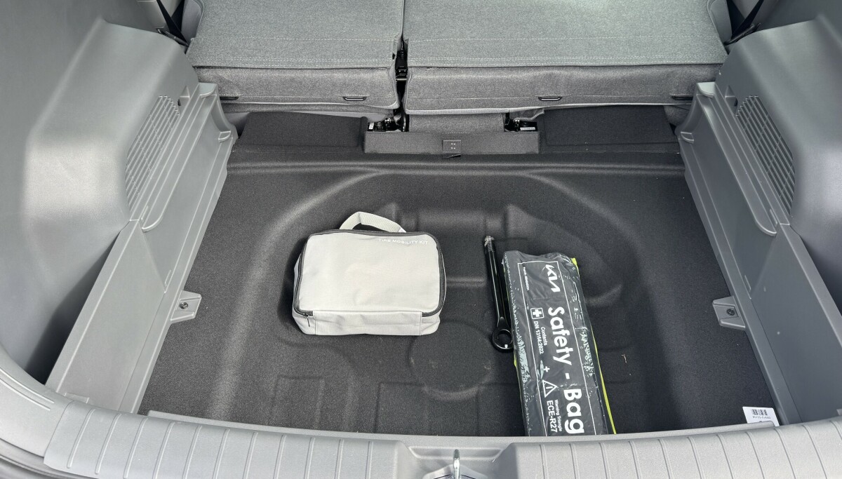 Derfor er det ikke reservehjul i elbiler