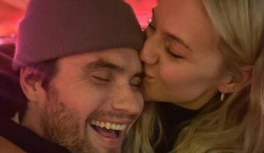 Kelsea Ballerini ber fansen respektere freden etter bruddet med Chase Stokes