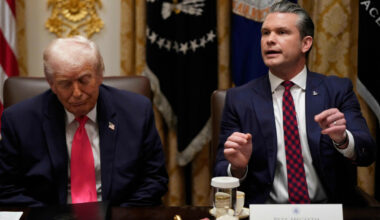 Slaktes av sine egne