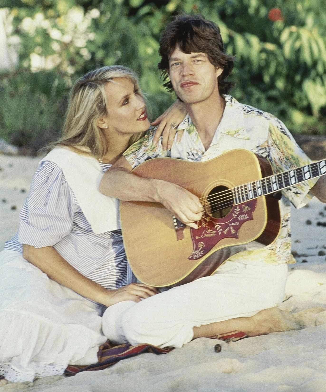 LANGT FORHOLD: Jerry Hall forlot også Mick fordi han var utro – etter å ha tilgitt ham gang på gang på gang. Foto: NTB