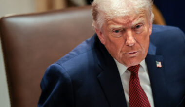 Raser mot Mexico: - Fiks det nå!