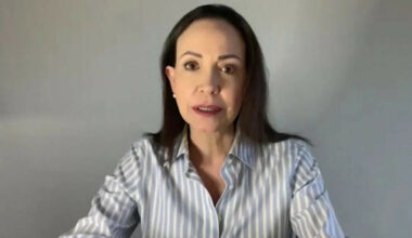 Pressekonferansen med fredsprisvinneren utsatt - Dagbladet