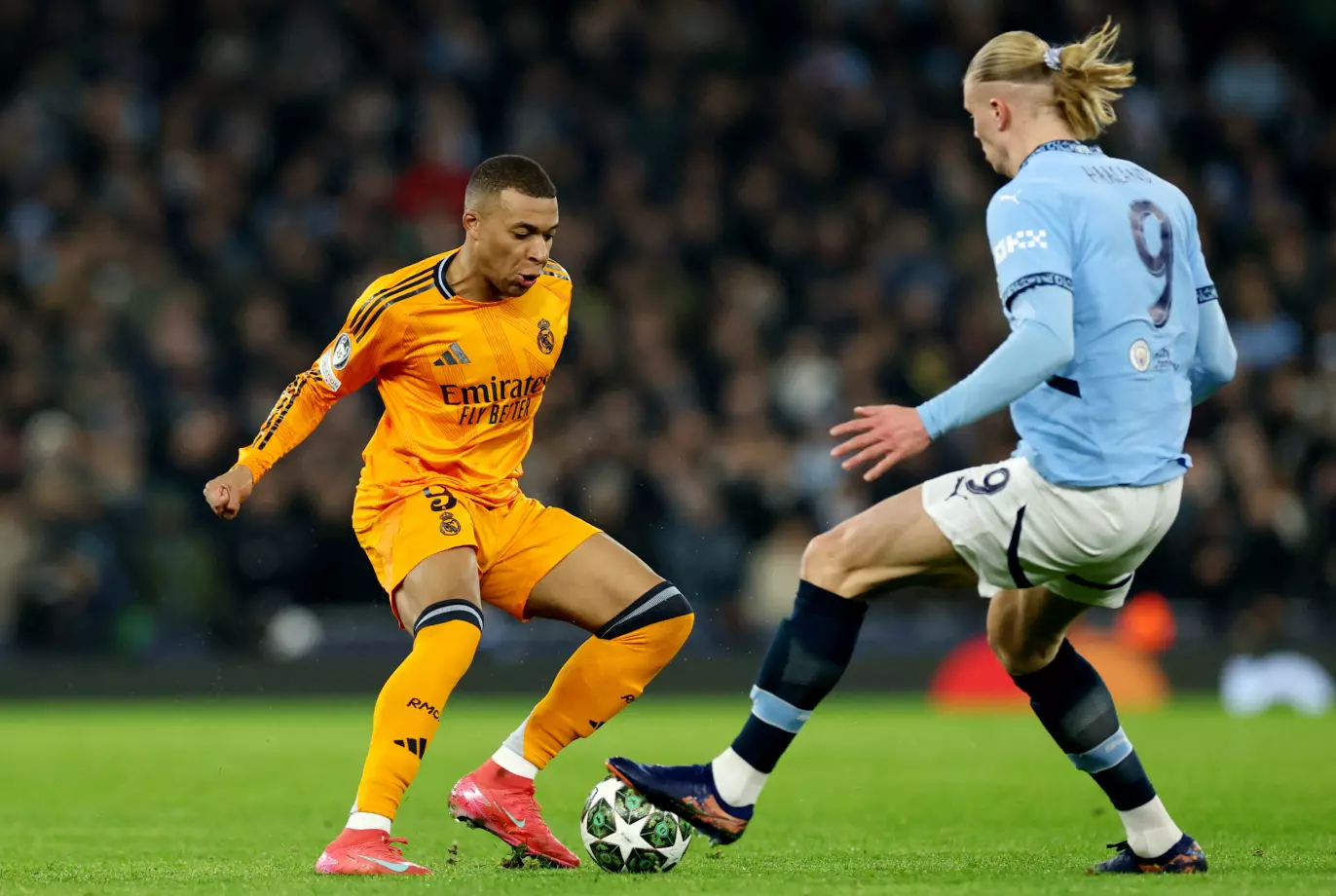 STJERNER: Kylian Mbappé og Erling Braut Haaland. Foto: Reuters/NTB