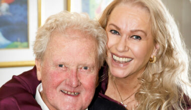 Dan Børge Akerø reddet av kona