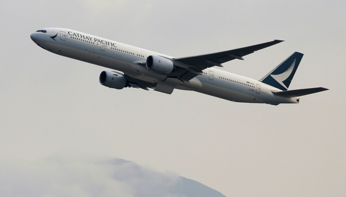 Passasjer prøvde å åpne døren i luften