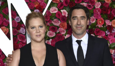 Amy Schumer og Chris Fischer skilles etter sju års ekteskap
