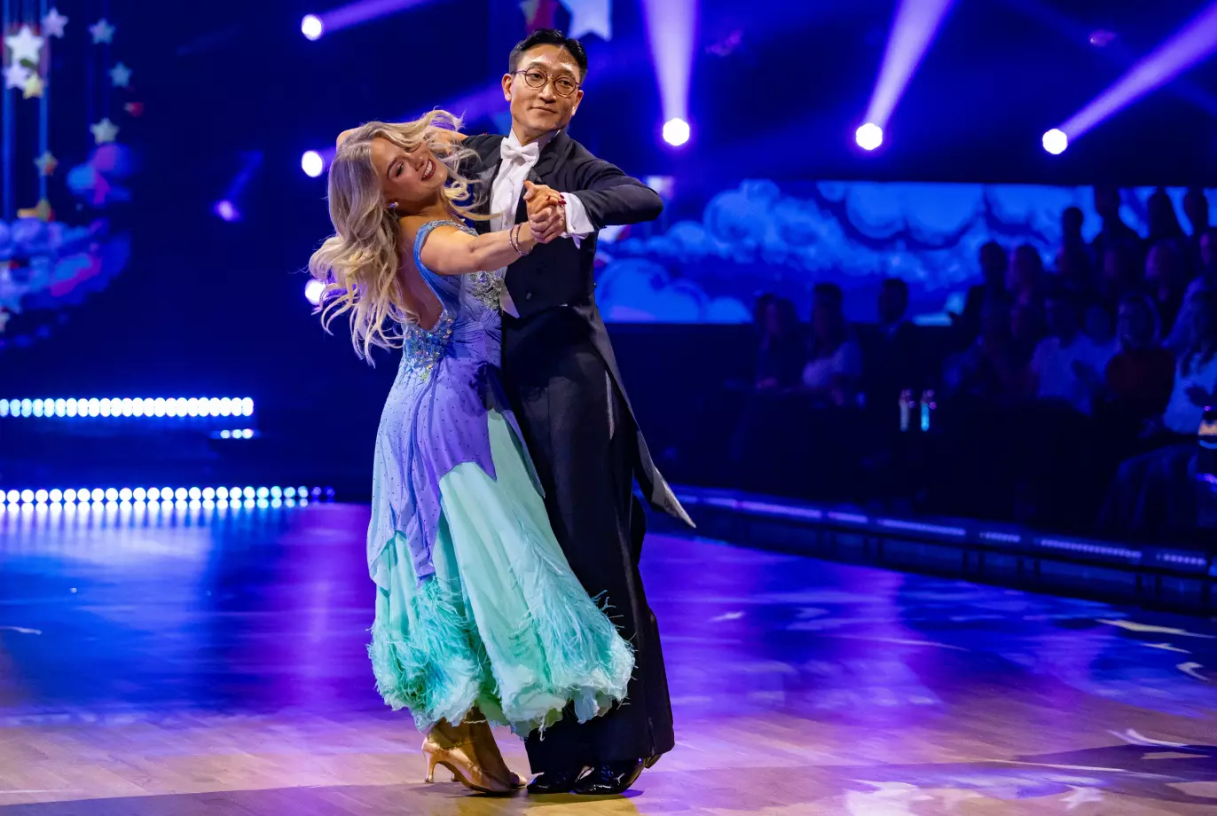 UTE: Danby Choi og Norunn Ringvoll endte på en fjerdeplass. Foto: Thomas Andersen/ TV 2