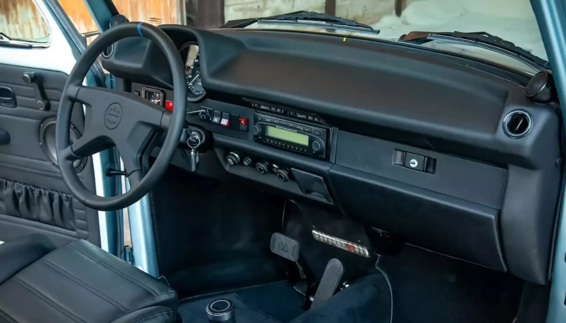 Tesla Taycan i Boble-drakt