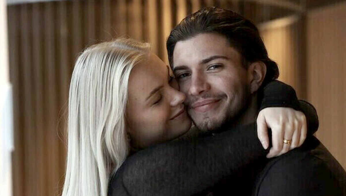 «Bachelor Sverige»-paret avslører brudd etter å ha blitt foreldre