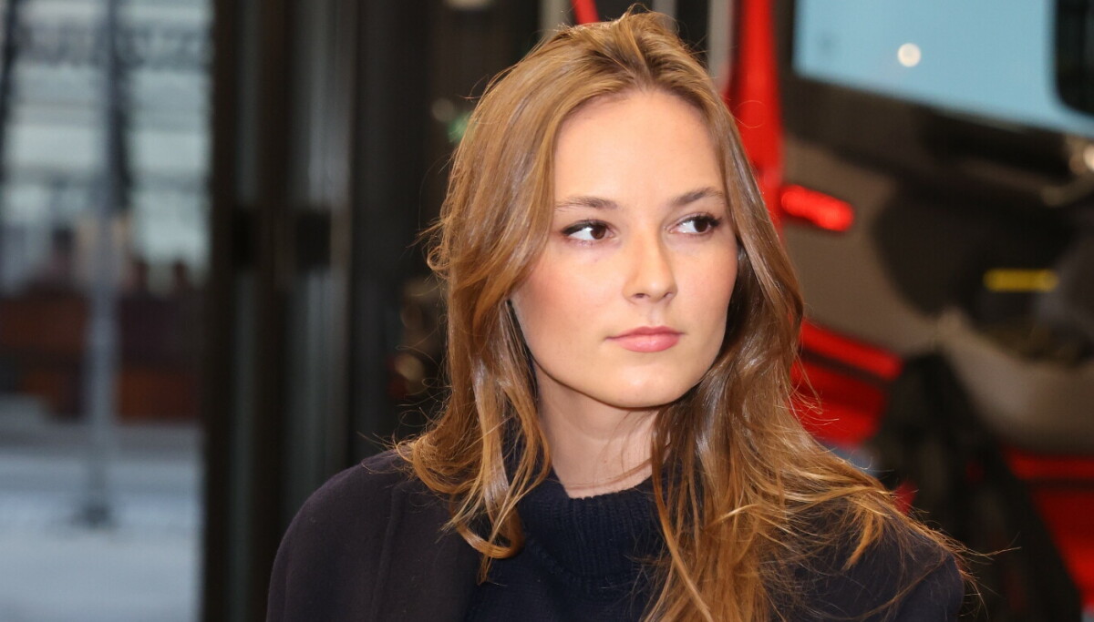 Prinsesse Ingrid Alexandra og prins Sverre Magnus tilbake i Norge for kongelige oppdrag: Besøker Sentrum brannstasjon