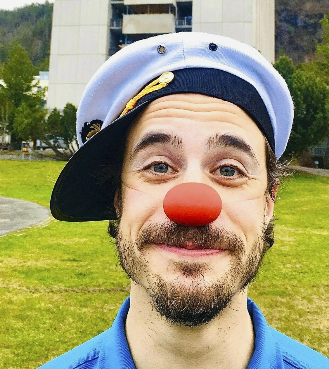 MED NESE FOR HUMOR: I flere år
var Viggo kjent som klovnen Gimpel, men
måtte gi seg da han begynte å bli gjenkjent. Foto: Sykehusklovnene