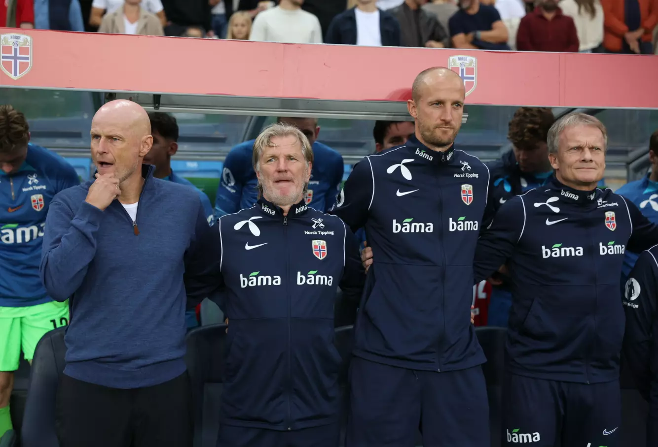 NORGES APPARAT: Ståle Solbakken (f.v.), Kent Bergersen, Brede Hangeland og Frode Grodås. Foto: Bjørn Langsem / Dagbladet