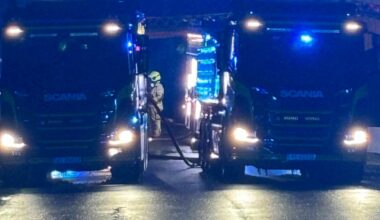 Fetsund: Åpne flammer fra enebolig