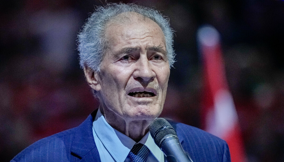 Omstridt president gjenvalgt - Dagbladet