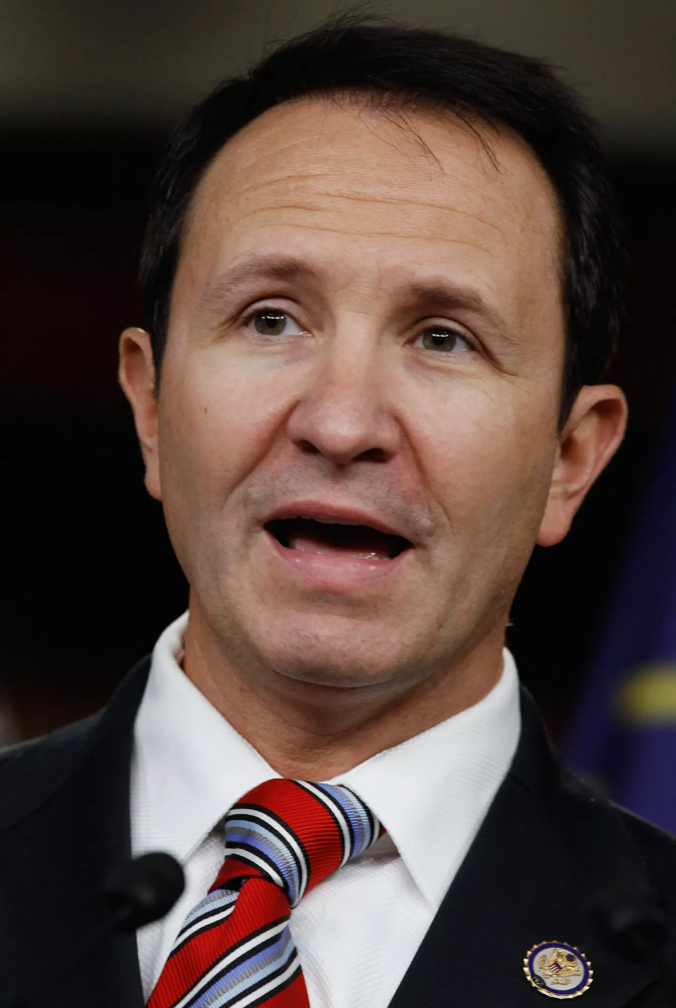 LANG FARTSTID: Jeff Landry, som den gang var kongressmedlem, holder pressekonferanse i Kongressen i Washington i oktober 2011. Foto: Chip Somodevilla / Getty Images / AFP