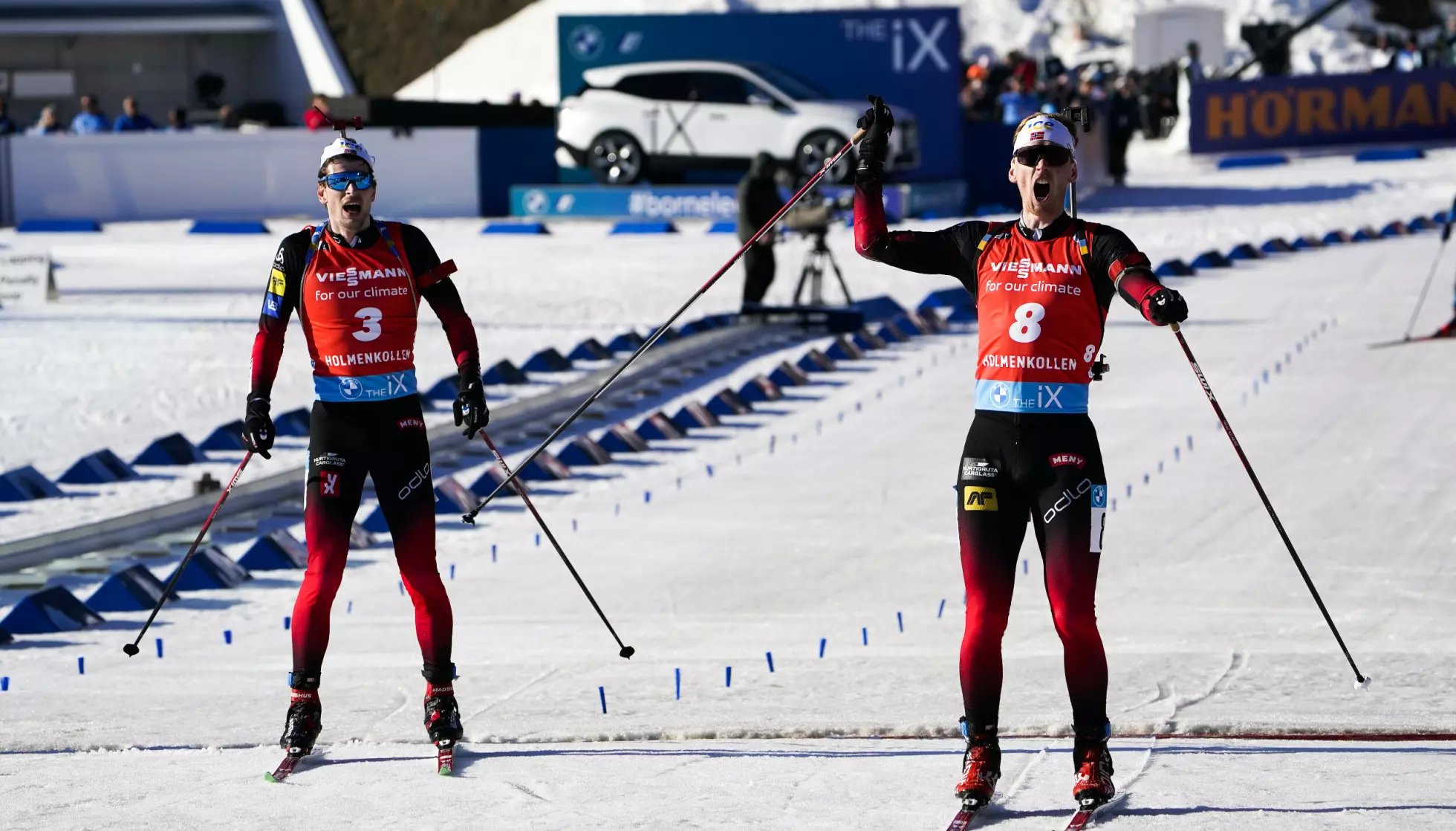 SEIEREN: Sivert Guttorm Bakkens eneste verdenscupseier i skiskyting kom i 2022. Da spurtslo han Lægreid.. Foto: Terje Bendiksby / NTB